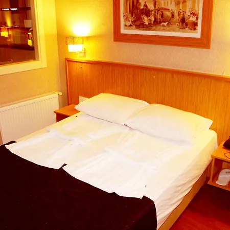 Agora Boutique & Bistro 3*