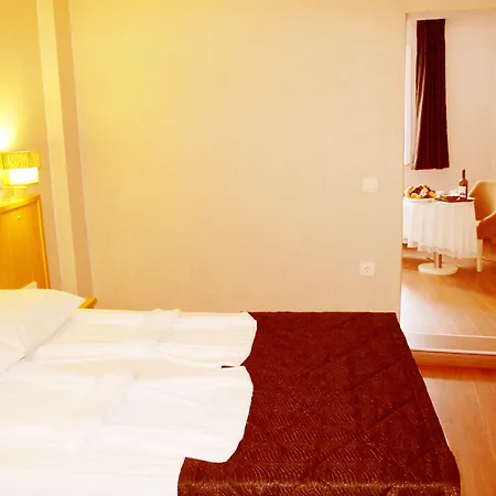 Agora Boutique & Bistro 3*