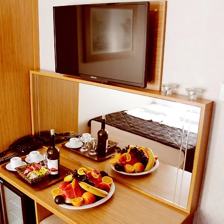 Agora Boutique & Bistro Hotel
