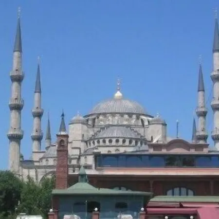 Hotel Agora Boutique & Bistro