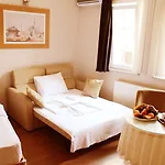 Agora Boutique & Bistro Hotell