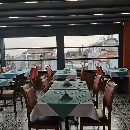 Agora Boutique Hotel&bistro Hotel 3*