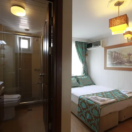 Agora Boutique & Bistro 3*