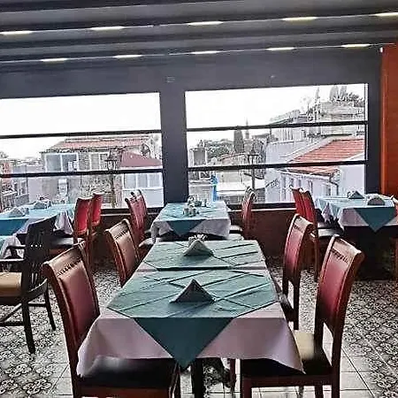 Agora Boutique & Bistro 3* Стамбул