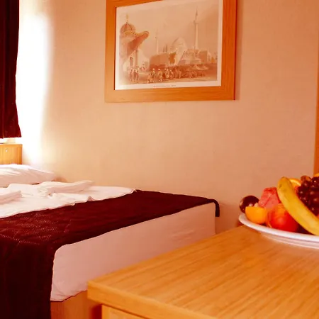 Agora Boutique Hotel&bistro Hotel 3*