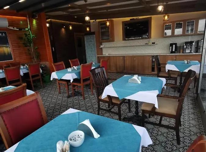 Agora Boutique & Bistro Отель Стамбул