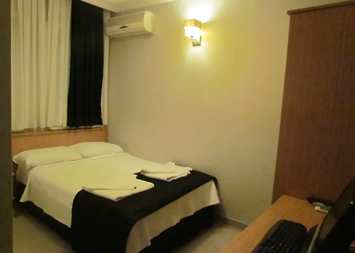 Agora Boutique & Bistro Отель 3*