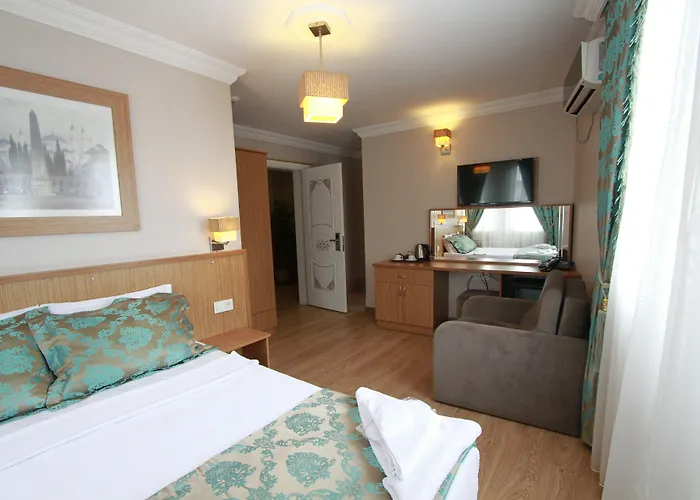 Agora Boutique & Bistro Отель Стамбул