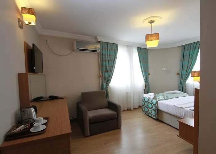 Agora Boutique & Bistro Отель