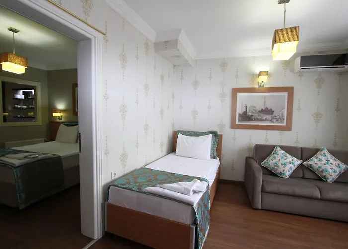 Agora Boutique & Bistro Отель 3*