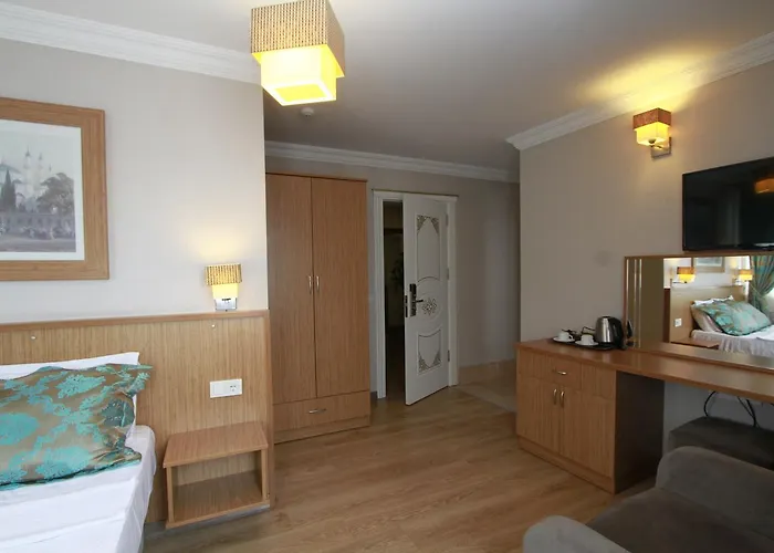 Agora Boutique & Bistro 3*