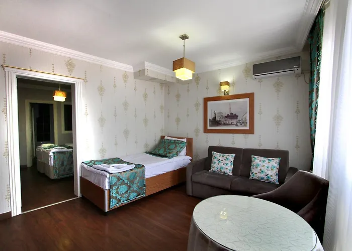 Отель Agora Boutique & Bistro 3*