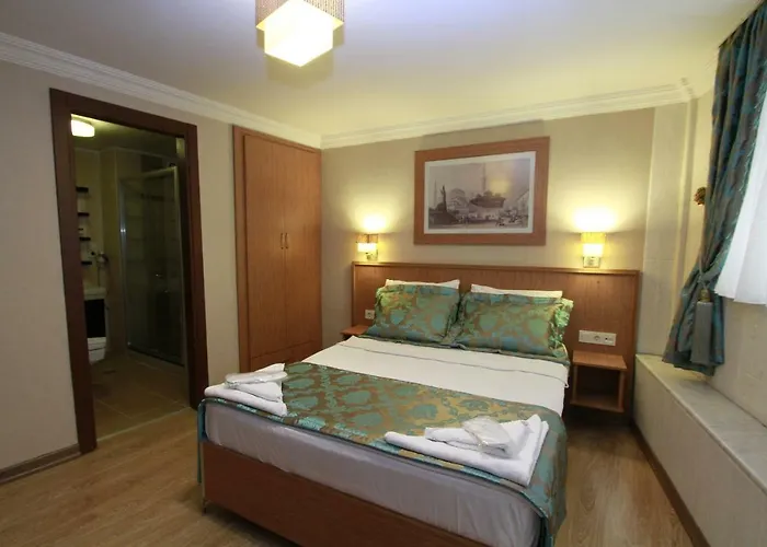 Agora Boutique & Bistro